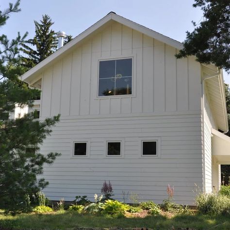 Board And Batten With Horizontal Siding Exterior - Photos & Ideas | Houzz Horizontal Siding Exterior, Horizontal Siding, Exterior House Siding, Board And Batten Exterior, Vinyl Board, Scandinavian Farmhouse, Board And Batten Siding, House Siding, Building Techniques