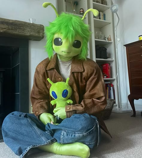 Frog Fursuit, Semi Realistic Fursuit, Scary Fursuit, Bug Fursuit, Alien Fursuit, Alien Fursona, Fursuit Hair, Plush Fursuit, Bunny Fursuit