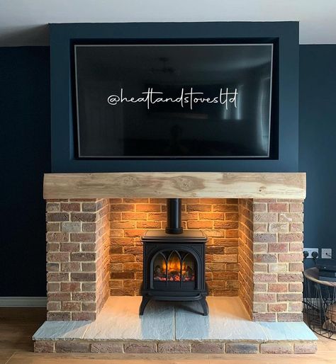 Log Burner Next To Tv, Wood Burner On Flat Wall, Gas Chimney Ideas, Floating Log Burner, Lounge With Log Burner And Tv, Electric Woodburner Fireplace Ideas, Log Burner In Fireplace, Wood Stove Next To Tv, New Build Log Burner