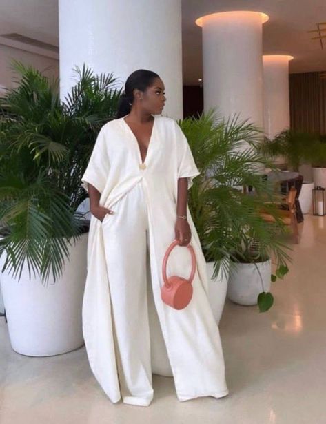 All White Party Outfits, Modest Dresses Fashion, 2piece Outfits, Elegant Outfit Classy, African Print Dress Designs, African Fashion Modern, Elegant Dresses Classy, Classy Dress Outfits, Classy Casual Outfits