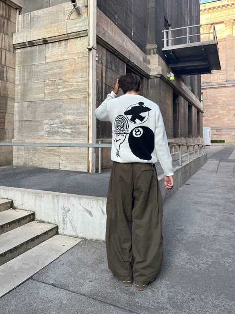 Stussy Aesthetic, Knitwear Street Style, Baggy Pants For Men, Style Baggy Pants, Men Knitwear, Streetwear Fashion Men, Oversize Outfit, Knit Sweater Outfit, Masc Outfits