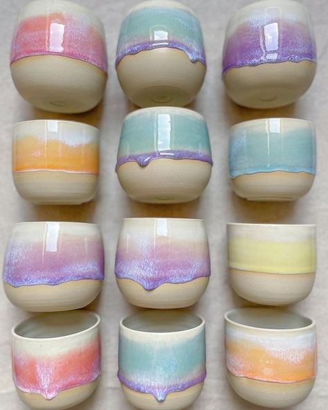 Beautiful Clay Ideas, Colorful Glaze Pottery, Painting With Glaze Ceramics, Glaze Ideas Pottery, Ceramic Mug Art Ideas, Unicorn Glaze Pottery, Easy Glazing Ideas Pottery, Watercolor Glaze Ceramics, Pottery Mug Glaze Ideas