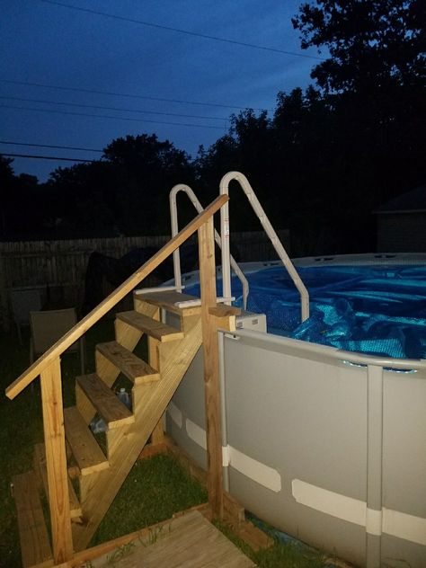 I built stairs for our pool with Confer steps attached for easy entry and exit.  Love them!  Works great!! Diy Pool Steps, Above Ground Pool Stairs, Piscina Pallet, Kayak Pools, Above Ground Pool Ladders, Oberirdischer Pool, Above Ground Pool Steps, Swimming Pool Ladders, Inside Pool