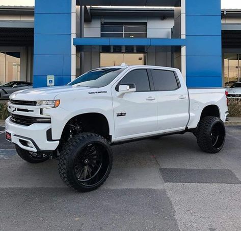 Cheverlot Trucks, 2020 Chevy Silverado 1500 Lifted, Gmc Elevation, 2020 Silverado 1500, Silverado 1500 Accessories, Toyota Tacoma Off Road, 2023 Toyota Tacoma, Chevy Vehicles, 2019 Silverado