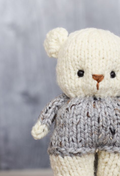 Easy Bear Knitting Pattern – Mama In A Stitch Knit Toys Free Pattern Stuffed Animals, Mama In A Stitch, Bear Knitting Pattern, Knitted Stuffed Animals, Yarn And Needles, Big Yarn, Knitted Toys Free Patterns, Lion Brand Wool Ease, Animal Knitting Patterns