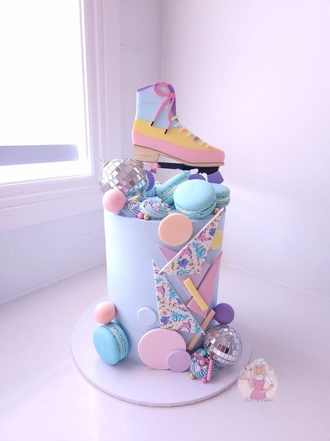 Ice Skating Cake, Roller Skate Cake, Roller Skate Birthday Party, Skate Birthday Party, Roller Skate Party, Roller Skate Birthday, Skate Birthday, 13 Birthday Cake, Roller Skating Party