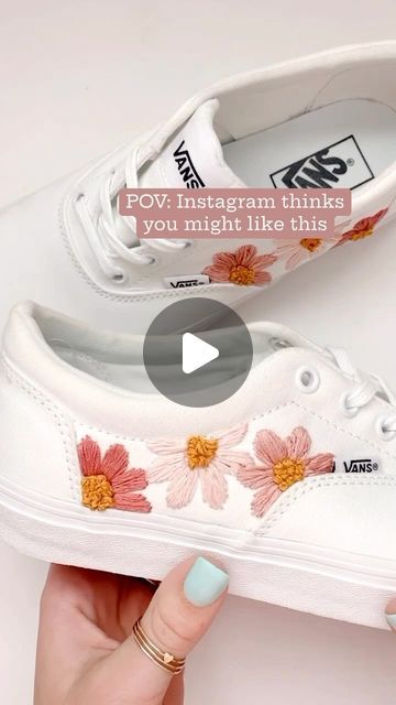 Embroidery Canvas Shoes, Embroidered Vans Diy, Embroidered Shoes Diy Patterns, Embroidery On Shoes Diy, How To Embroider Shoes, Shoe Embroidery Ideas, Embroidery On Shoes, Embroidered Shoes Diy, Embroidery Shoes Diy