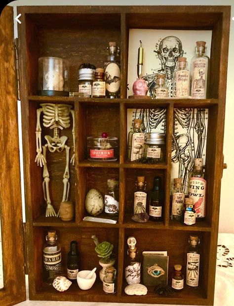 Halloween Assemblage, Witches Apothecary, Halloween Diorama, Apothecary Decor, Halloween Potion, Halloween Apothecary, Haunted Dollhouse, Halloween Potions, Apothecary Cabinet