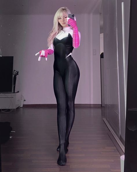 Spider Woman Halloween, Spider Gwen Costume, Spider Gwen Cosplay, Cosplay Ideas Women, Legs Outfit, Superhero Cosplay, Acnh Designs, Fairy Clothes, Spider Girl