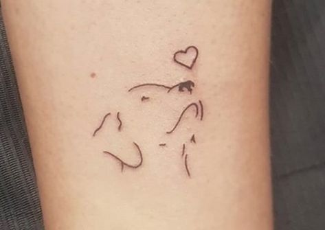 Tattoos For Dog Owners, Golden Lab Tattoo, Golden Retriever Memorial Tattoo, Golden Doodle Tattoo Ideas, Golden Retriever Line Tattoo, Tattoos With Dogs, Simple Golden Retriever Tattoo, Micro Dog Tattoo, Golden Retriever Tattoo Ideas