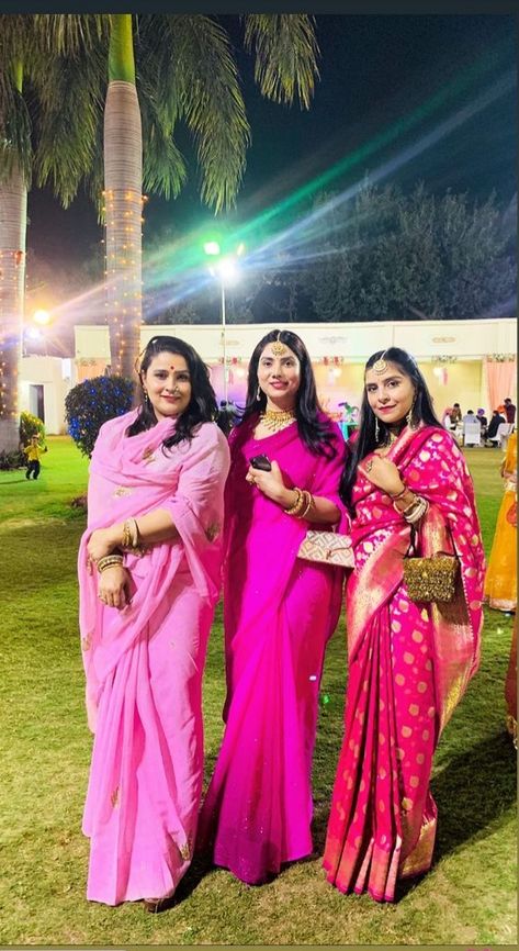 Rajputi Saree Look In Wedding, Royal Saree Look, Rajputi Saree Look, Rajput Saree Style, Rajput Saree, Diya Kumari, Jaipuri Saree, Wedding Photography Poses Bridal Party, Royal Saree