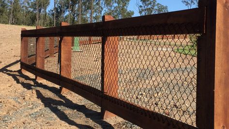 Acreage Fencing For Dogs, Rural Front Fence, Acreage Fencing Ideas, Acreage Fencing, Rural Fencing, Queenslander House, Building A Pole Barn, Black Fence, Farm Gate