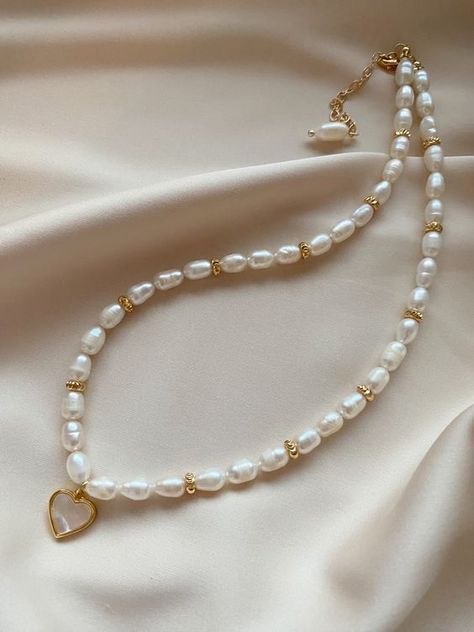 Necklace With Pearls And Beads, Fancy Beaded Necklaces, Jewelry Design Beads, Diy Elegant Jewelry, Pearl Handmade Jewelry, Diy Necklace Pearl, Gold Pearl Jewelry Necklace, Handmade Jewelry Ideas Necklace, Home Made Jewelry Ideas