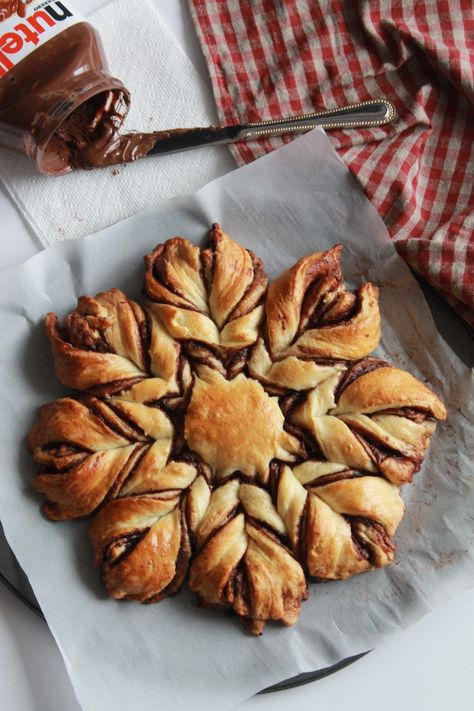 Nutella Braid Bread | Underground Culinary Lab Braided Nutella Bread, Braid Bread, Holiday Party Snacks, Nutella Bread, Braided Bread, Ghana Braids, Bread Snacks, Christmas Brunch, Cool Braids