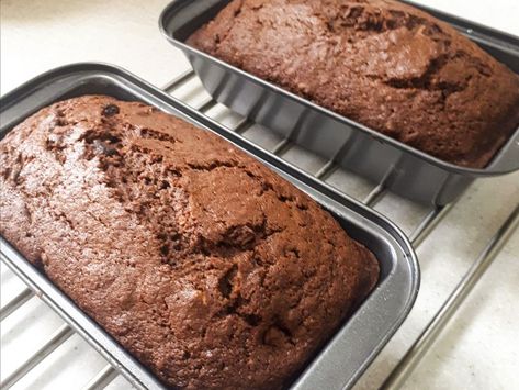 Easy Chocolate Zucchini Bread Mango Bread, Blueberry Zucchini Bread, Moist Zucchini Bread, Blueberry Zucchini, Chocolate Chip Zucchini Bread, Cinnamon Twists, Chocolate Zucchini Bread, Zucchini Bread Recipes, Chocolate Zucchini