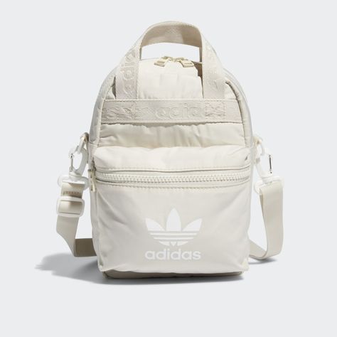 Backpacks Adidas, Fannie Pack, Locker Ideas, Adidas Bag, Backpack Beige, Beige Adidas, Cute Mini Backpacks, Bags Cute, Adidas Bags