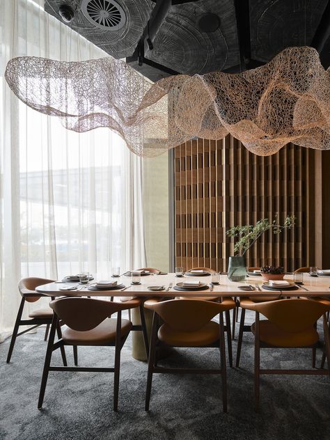 Woodcut Restaurant by loopcreative | Eat Drink Design Awards Private Dining Room Restaurant, Restaurant Interior Design Modern, Best Restaurant Design, Sydney Hotel, Bar Design Awards, Vip Room, Dining Design, Interior Design Awards, Private Dining Room