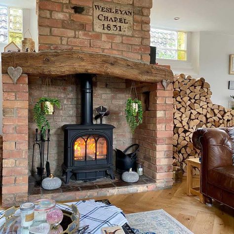 Arched Brick Fireplace, Wood Burner Fireplace, Wood Burning Stoves Living Room, Log Burner Living Room, Cottage Fireplace, Minimalist Living Room Decor, Wood Stove Fireplace, Brick Chimney, Inglenook Fireplace