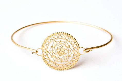 Dream Mullick Gold Lotus Mandala Bracelet Jewelry Sketching, Wedding Necklace Designs, Health Branding, Tattoos Mandala, Mandala Jewelry, Lotus Mandala, Gold Mandala, Gold Lotus, Bracelet Shop