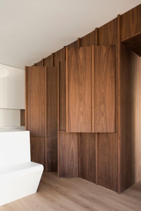 Walnut Millwork, Hal Decor, Joinery Design, Joinery Details, Timber Panelling, غرفة ملابس, Wood Panel Walls, August 25, Wall Cladding