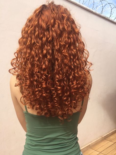 Curly Red Hair, Red Curly Hair, Long Curly, Red Hair, Curly Hair, A Woman, Green, Red, Hair