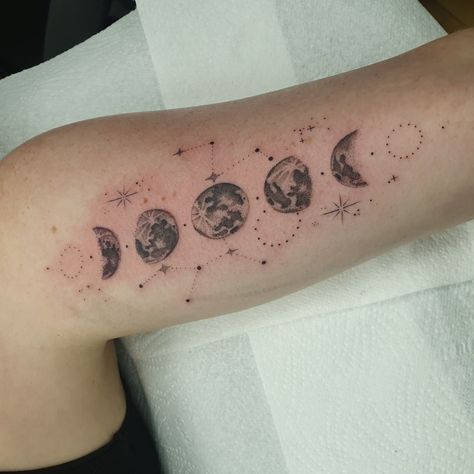 Moon Phase And Constellation Tattoo, Phases Of The Moon Tattoo Forearm, Floral Moon Phases Tattoo, Moon Phases Tattoo Arm, Moon Arm Tattoo, Lunar Cycle Tattoo, Phases Of The Moon Tattoo, Moon Cycle Tattoo, Colour Tattoo For Women