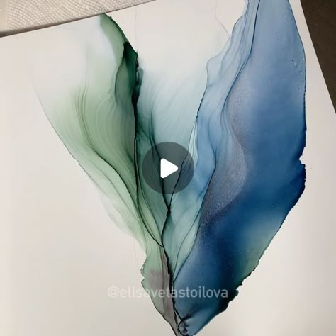 Alcohol Ink Portraits, Alcohol Ink Art Videos, How To Use Alcohol Ink, Acrylic Ink Techniques, Alcohol Artwork, Alcohol Ink Art Tutorial, Alcohol Ink Ideas Tutorials, Acrylic Ink Art, Yupo Paper Art