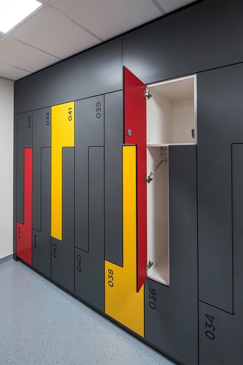 Smart Lockers for Office Staff and Visitors Modern Locker Room Design, Smart Locker Design, Office Locker Room, Lockers Design, Locker Room Bathroom, Locker Room Design, Staff Lockers, Locker Furniture, Small Lockers