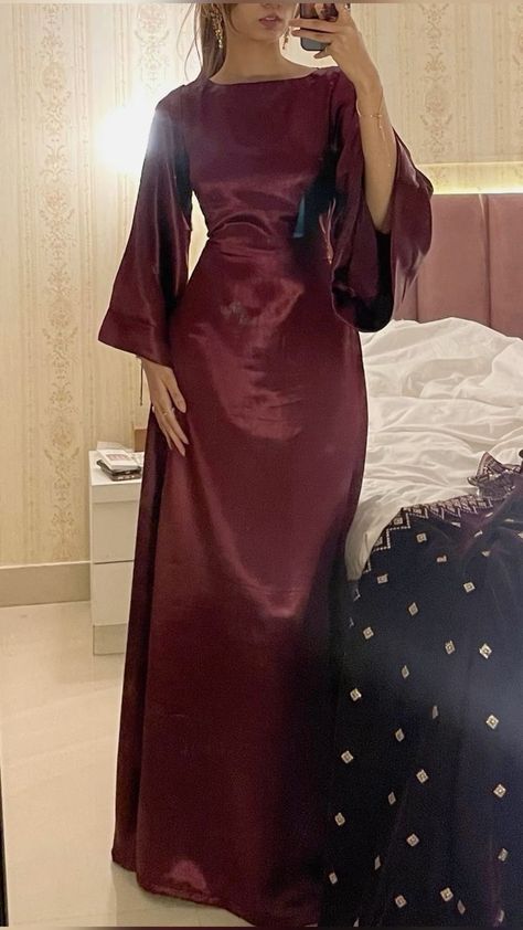 Modest Dresses Fashion, Long Party Dress, Women Dresses Classy, Modest Dresses Casual, Modesty Fashion, Prom Dresses Modest, Chiffon Long Sleeve, Modest Fashion Outfits, Glam Dresses