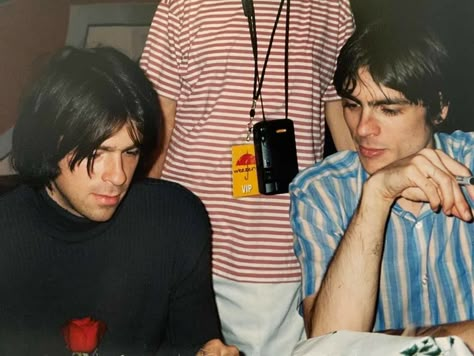 Brain Bell Weezer, Brian Bell Weezer 90s, Brian Bell 90s, Rivers Cuomo 90s, Haircut Photo, Brian Bell, Rivers Cuomo, Patrick Wilson, Buddy Holly