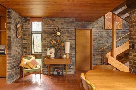 Revisited: R. N. Johnson House by Peter Johnson | ArchitectureAu Concrete Lintels, Clinker Brick, Johnson House, Australia House, University Of Sydney, Peter Johnson, Interior Design Awards, Australian Architecture, Residential Architecture