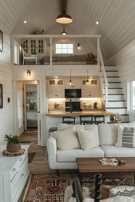 16 Unique Modern Tiny House Ideas to Inspire 55 Back House Ideas Small Spaces, Guest House Inspiration, Cute Tiny Home Ideas, Two Bedroom Tiny Home, Loft In House Ideas, Compact Home Design, Modern Farmhouse Tiny House, Airbnb Loft Ideas, Tiny Home Guest House