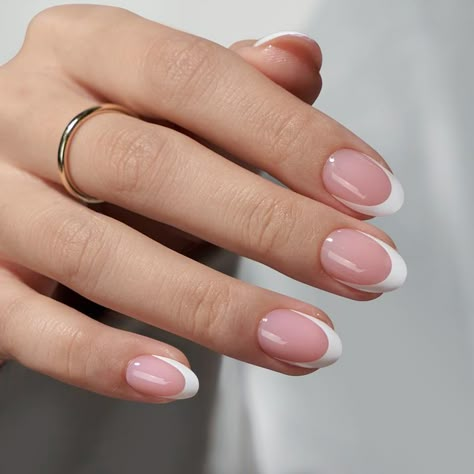 Short french nails