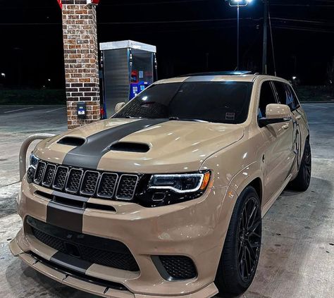 Trackhawk Jeep Custom, Track Hawk Jeep, Trackhawk Wallpaper, Srt Jeep Grand Cherokee, Trackhawk Jeep, Track Hawk, Srt Trackhawk, Jeep Grand Cherokee Trackhawk, Srt8 Jeep