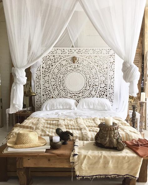 Bedroom Wood Headboard White Wall Panel Bohochic Interiors, Dekorasi Maroko, Moroccan Style Bedroom, Moroccan Inspired Bedroom, Moroccan Inspired Decor, Moroccan Style Home, White Wood Paneling, Design Marocain, Interior Boho