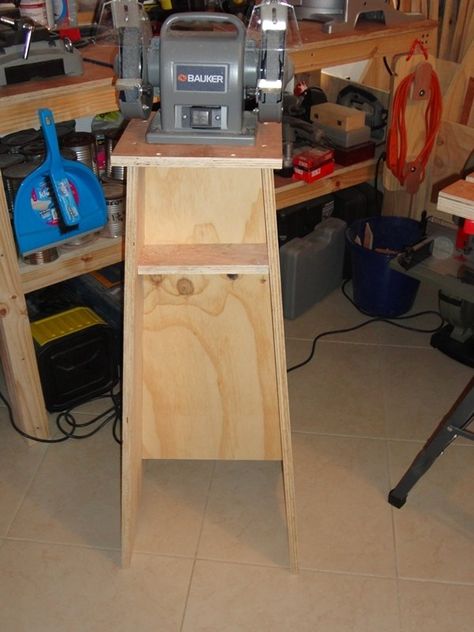 Grinder Stand Ideas, Bench Grinder Stand, Shelf On The Wall, Grinder Stand, Garage Storage Inspiration, Bench Grinders, Workshop Plans, Diy Clouds, Tool Stands