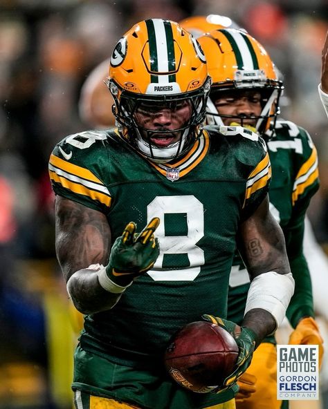 Green Bay Packers | We had a great Sunday, hbu? | Instagram Josh Jacobs Packers, Green Bay Packers Aesthetic, Green Bay Packers Cheerleaders, Packers Wallpaper, Football Swag, Josh Jacobs, Green Packers, Football Plays, Green Bay Packers Logo