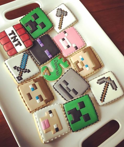 Minecraft theme cookies for a very special birthday boy! #cookies #cookieart #sweetsbymee #customcookies #minecraft #minecraftcookies… Minecraft Baking, Cupcakes Minecraft, Minecraft Cookies, Minecraft Cupcakes, Minecraft Bday, Minecraft Party Decorations, 4de Verjaardag, Minecraft Birthday Cake, Minecraft Theme