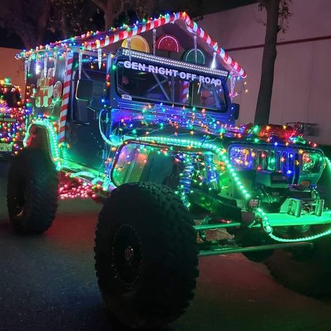 Jeep Xmas Decorations, Decorate Car For Christmas Parade, Decorating Jeep For Christmas, Christmas Parade Car Decorations, Car Christmas Lights, Jeep Decorations For Christmas, Jeep Christmas Parade Ideas, Jeep Wrangler Christmas Decorations, Christmas Jeep Decorations