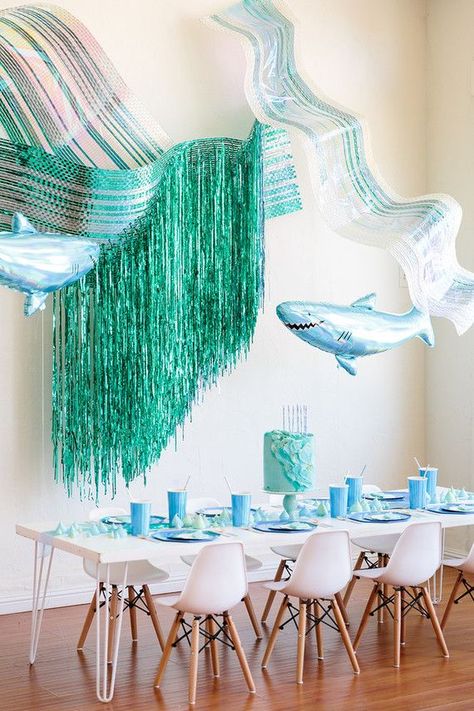 Summer Kids Party, Ocean Birthday Party, Shark Themed Birthday Party, Ocean Birthday, Beach Party Decorations, Shark Birthday Party, Sea Birthday Party, Modern Rainbow, Beach Themed Party