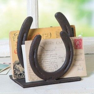 Horseshoe Wedding Decorations, Horseshoe Letters, Horseshoe Projects, Wedding Horseshoes, Horseshoe Decor, Horseshoe Crafts, Cute Dorm Rooms, Horseshoe Art, Horse Decor