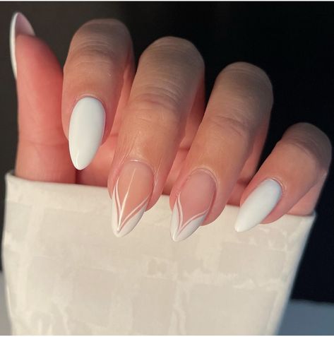 Subtle Nails, Simple Gel Nails, Casual Nails, Work Nails, Classy Acrylic Nails, Pretty Gel Nails, Enhance Your Beauty, White Nail, Neutral Nails