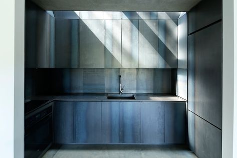 Hot Rolled Steel Kitchen Cabinets. Lake-House-Taylor-Miller-Architecture-10 New England Lake House, Taylor Miller, Hot Rolled Steel, Velux Skylights, Hidden House, Modern Lake House, Steel Cabinet, Metal Cabinet, Kitchen Photos