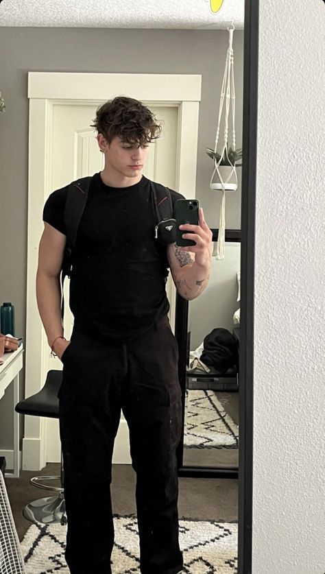 Aesthetics For Men, Black Outfit Ideas, Boys Haircut Styles, All Black Outfits, Boys Haircut, Black Outfit Men, Dark Aesthetics, Classy Outfits Men, Aesthetic Outfits Men