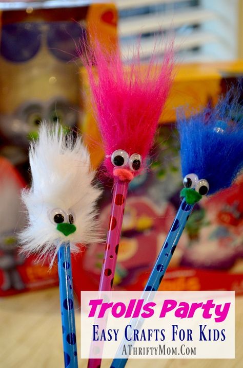 trolls-party-ideas-easy-crafts-for-kids-party-favors-or-crafts-dreamworks-trolls-diy-craft Trolls Party Ideas, Trolls Party, Trolls Birthday Party, Crafts For Teens To Make, Troll Party, Crafts For Adults, Birthday Party Crafts, Diy And Crafts Sewing, Dreamworks Trolls