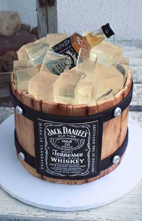 Whiskey Bottle Cake, Wine Theme Cakes, 40th Birthday Cakes For Men, Whisky Cake, Jack Daniels Cake, Barrel Cake, Cake For Boyfriend, Bottle Cake, Birthday Cake For Him