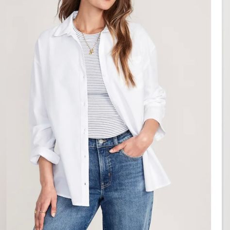 Old Navy White Oversized Boyfriend Shirt for Women Manche, Santa Fe, Plus Size White Button Down Shirt, Boyfriend Button Down Shirt Outfits, Button Up Shirt Outfit Women, Plus Size Capsule Wardrobe, 2024 Wishlist, Shirt Outfits, Dream Fashion