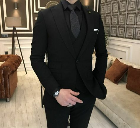 Full Black Suit, Wedding Suits Men Black, Code Dress, Woolen Suit, All Black Suit, Wedding Kurta, Stylish Mens Suits, Black Outfit Men, Outfit Hombre