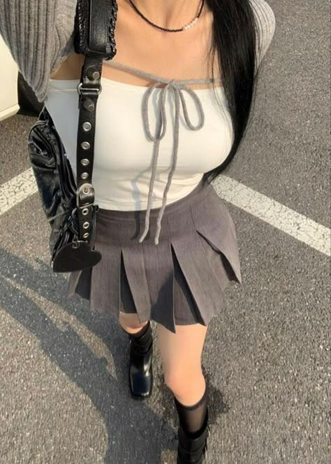 Acubi Fits, Gray Skirt Outfit, Acubi Fashion, Kpop Concert Outfit, Dr Shoes, 2024 Trends, Kpop Outfits, Korean Outfits, Looks Style