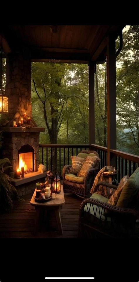 Back Porch Designs, Log Cabin Interior, Log Cabin Rustic, Romantic Cabin, Cottage Aesthetic, Cabin Interiors, Cabin Living, Countryside House, Porch Design